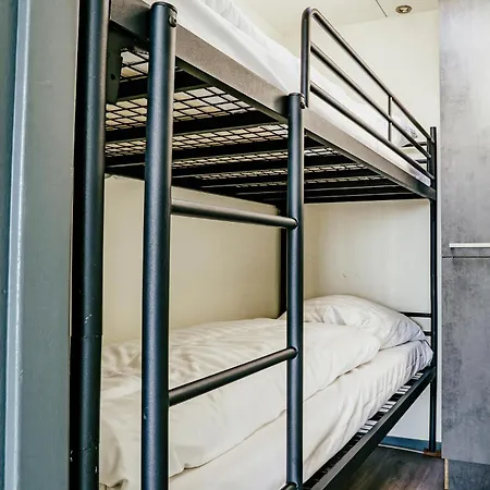 Havenlodge ספינת מלון Uitgeest