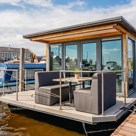 Tekne Havenlodge Uitgeest